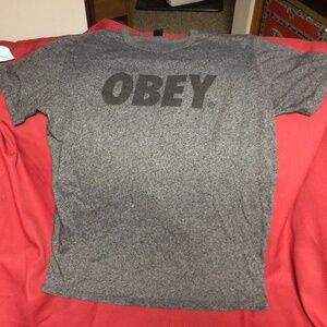 OBEY tshirt